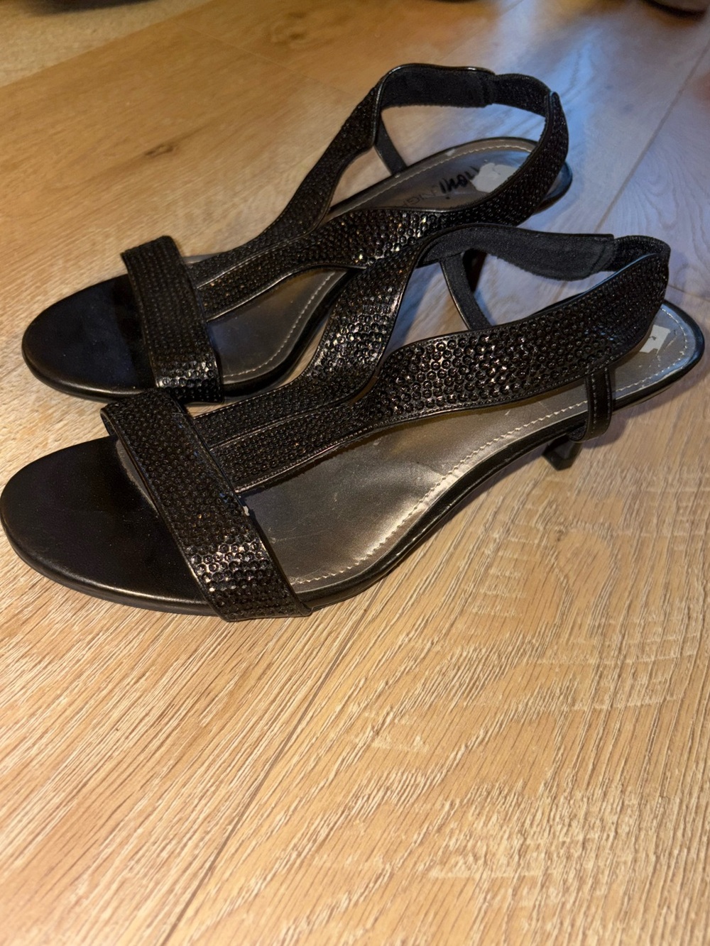 Black sparkly kitten heal sandal